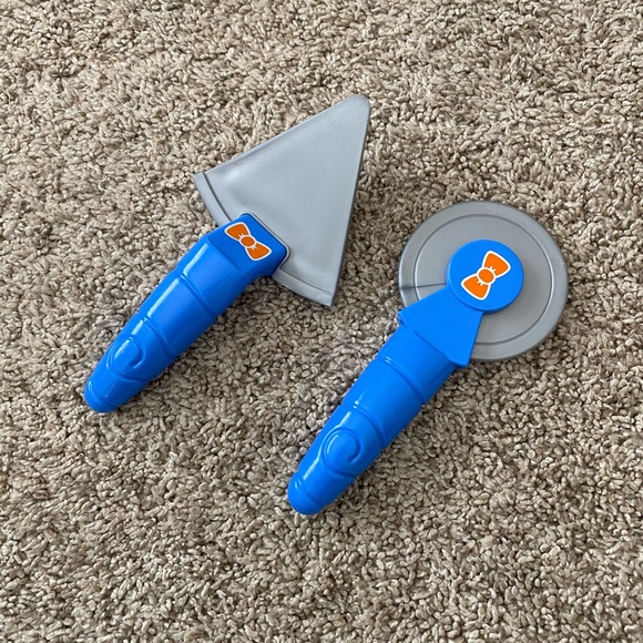 HTF Blippi Pizza Pretend Play Toy Set - Picture 4 of 4